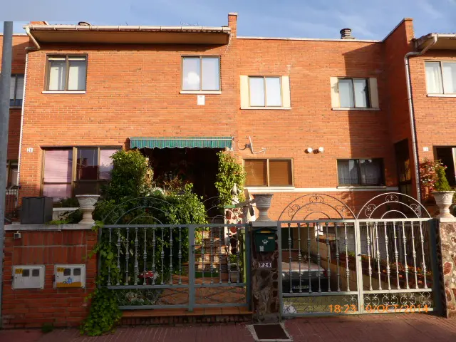 Vivienda en Cistérniga