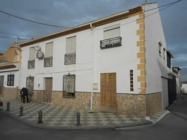 Vivienda en Chimeneas