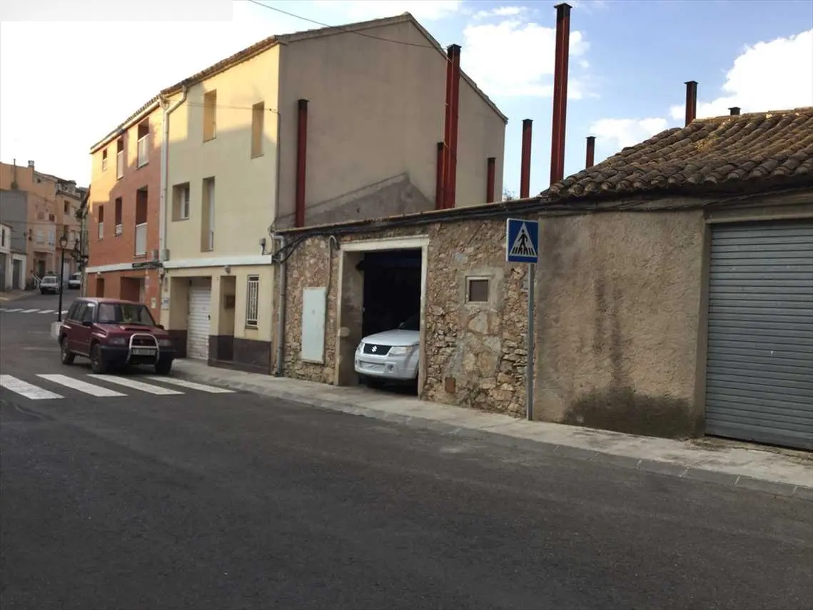 Vivienda en Alfara de Carles