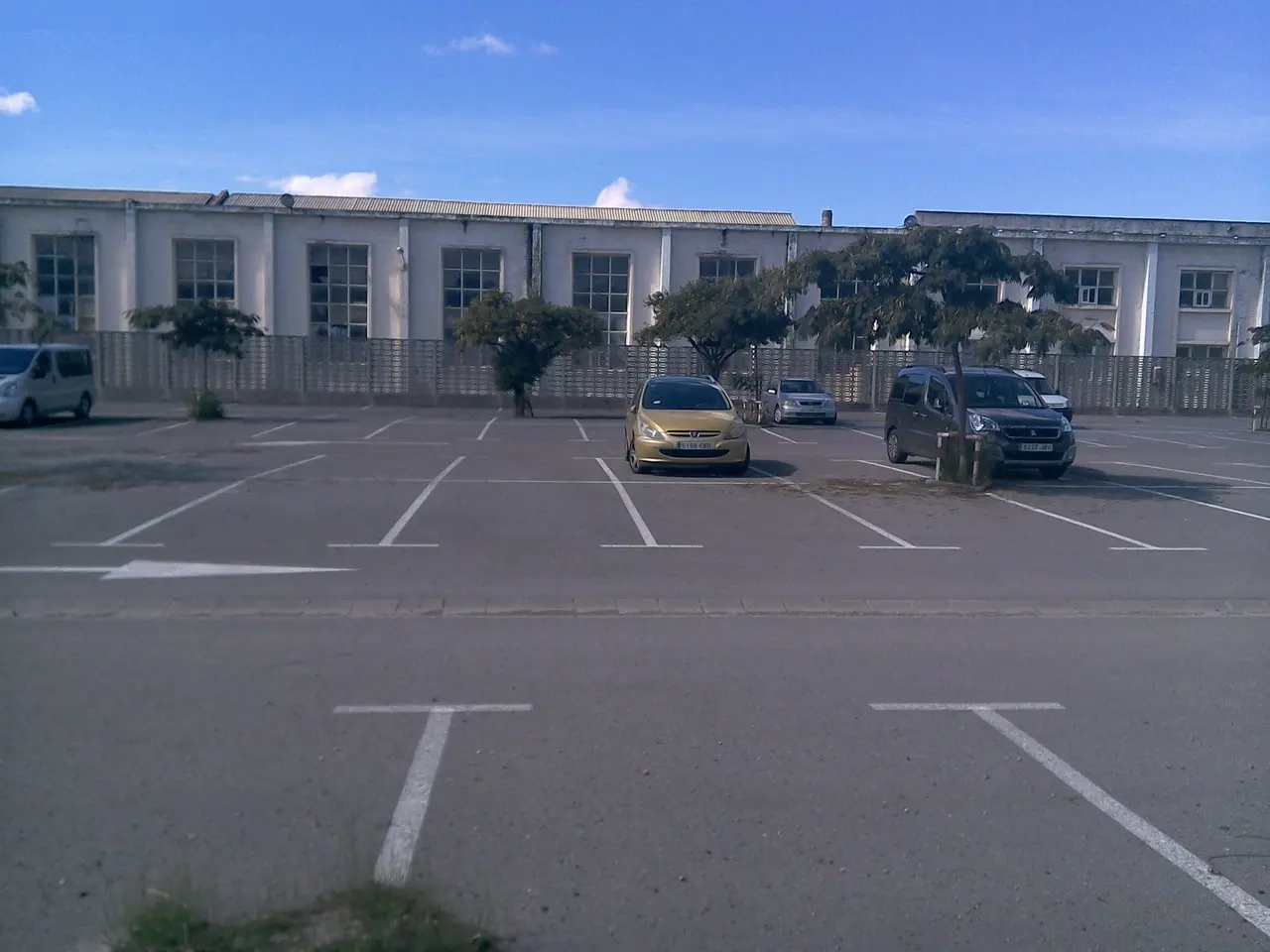 Nave en Torrelavega