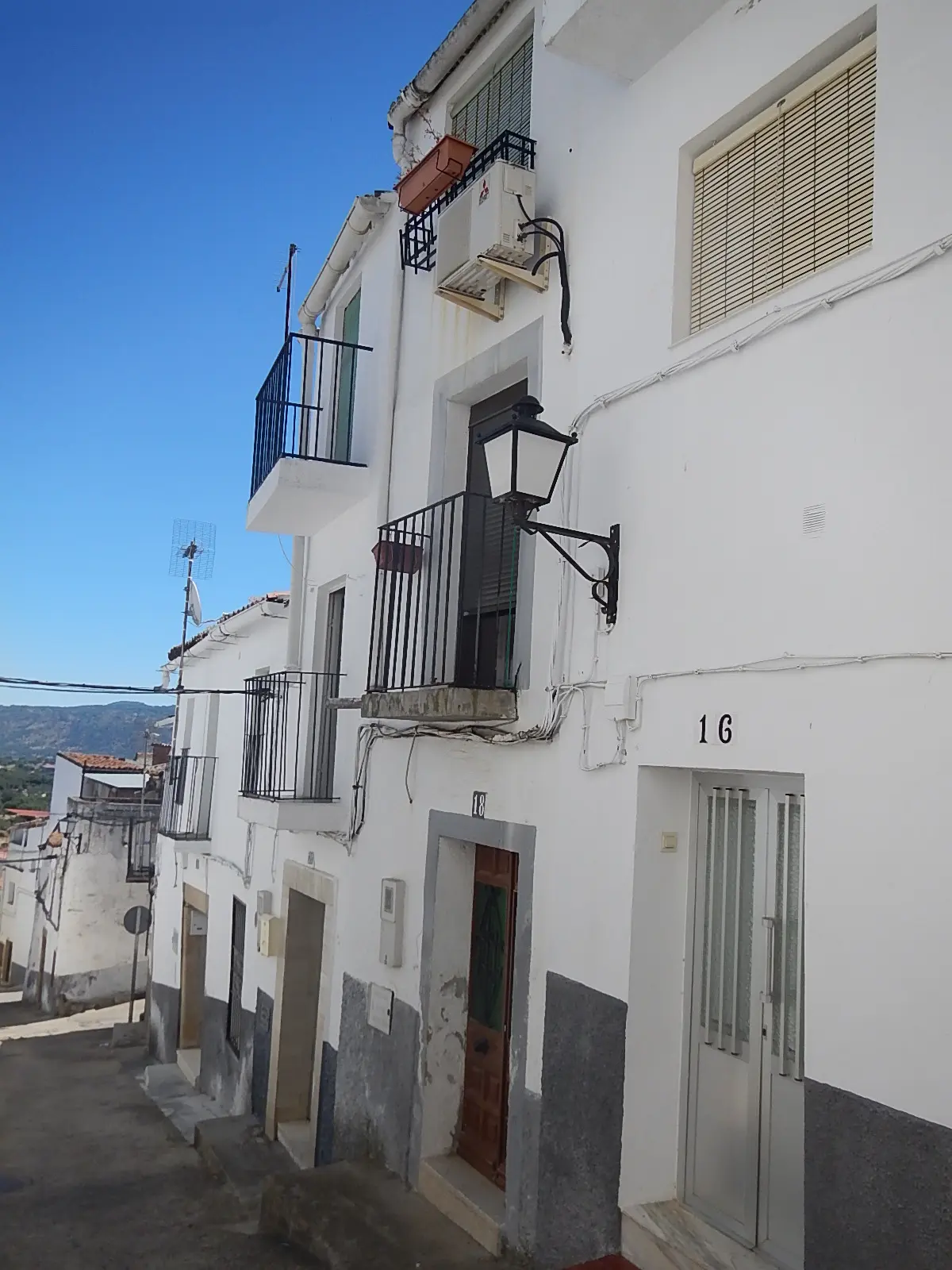 Vivienda en Alcuéscar
