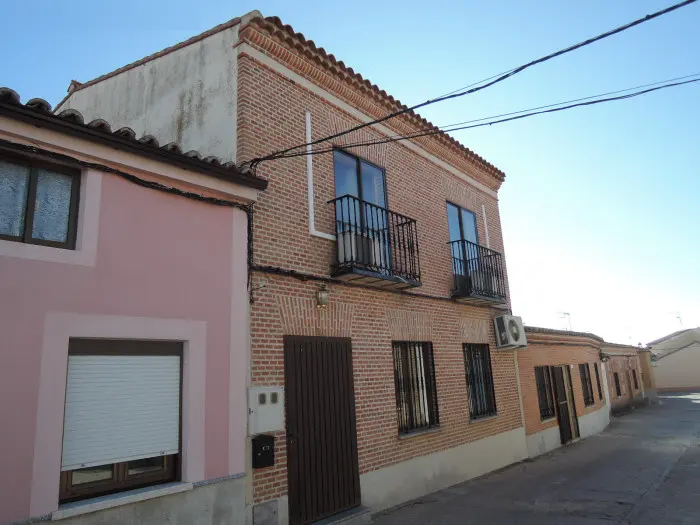 Vivienda en Madrigal de las Altas Torres