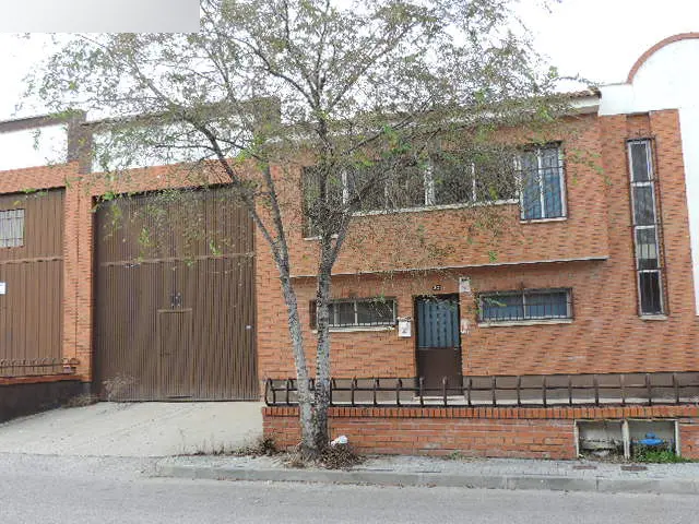 Nave en Arganda del Rey