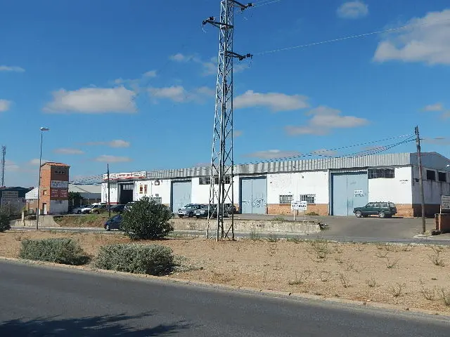 Nave en Badajoz