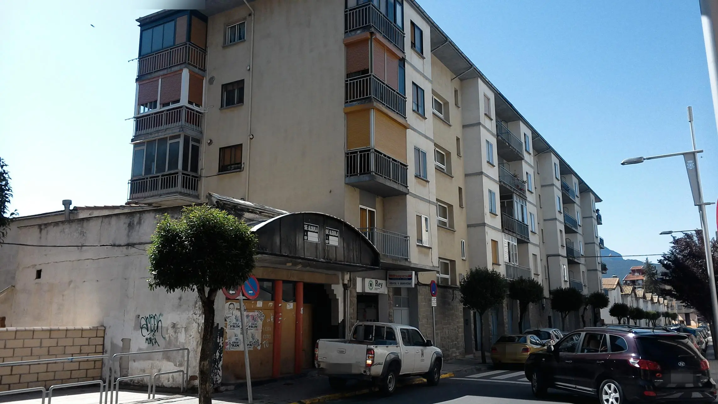 Local en Jaca