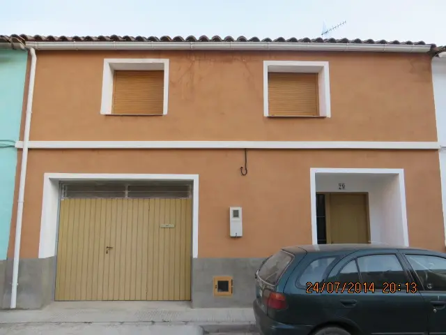 Vivienda en Ayora