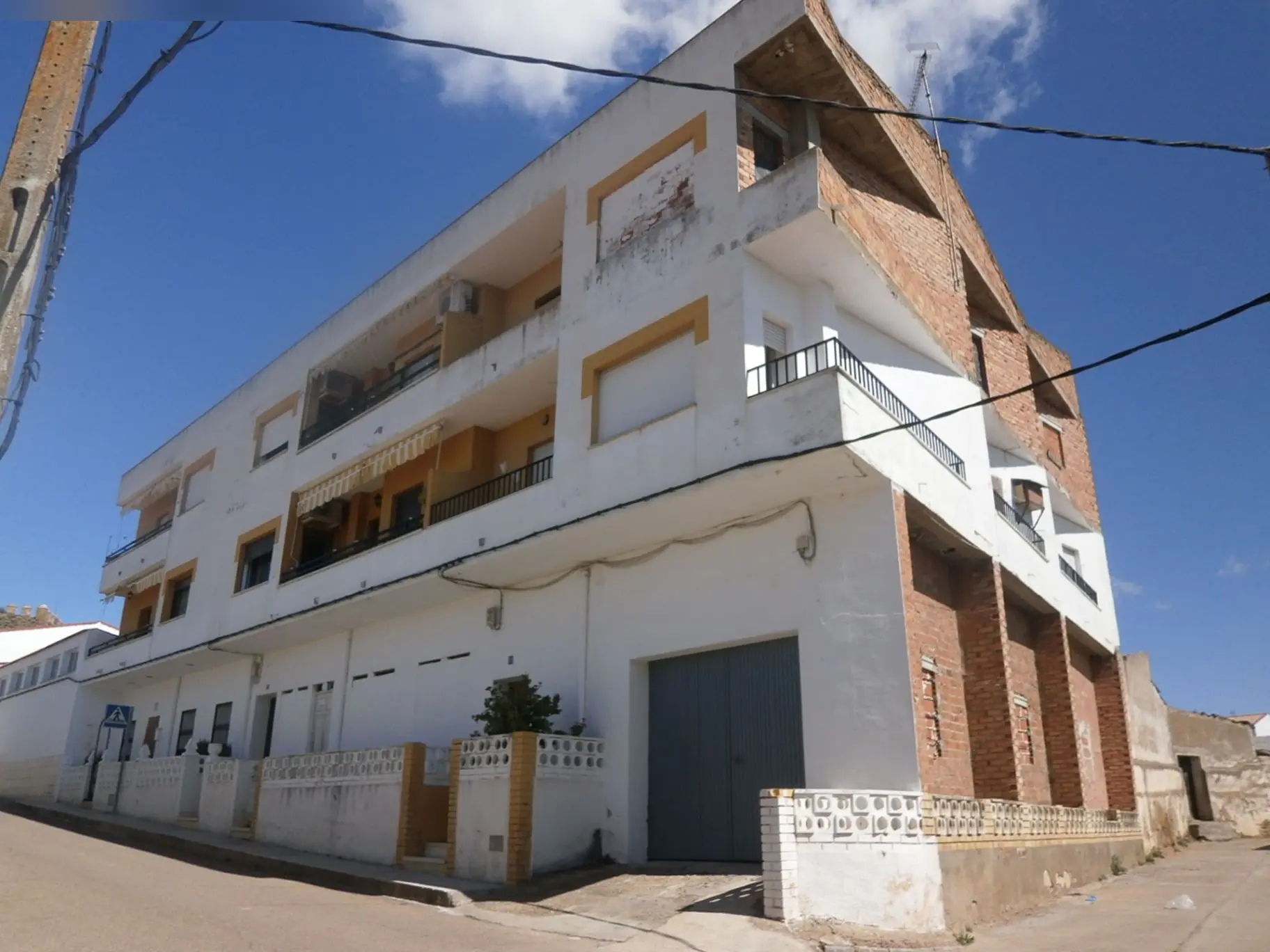 Vivienda en Orellana la Vieja