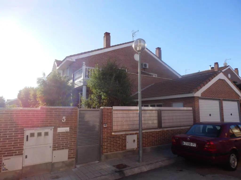 Vivienda en Los Santos de la Humosa