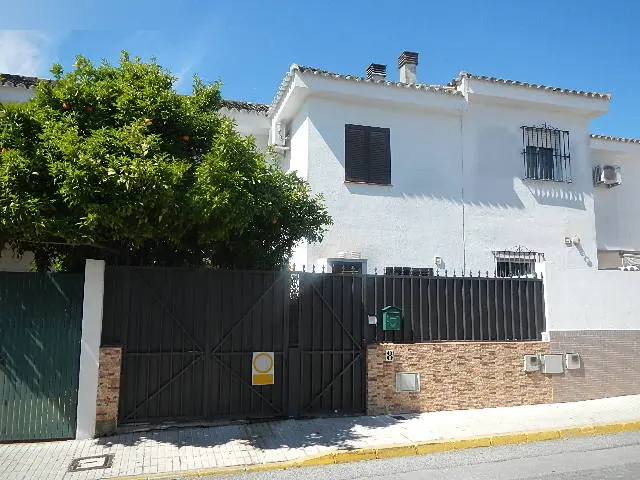 Vivienda en Gines