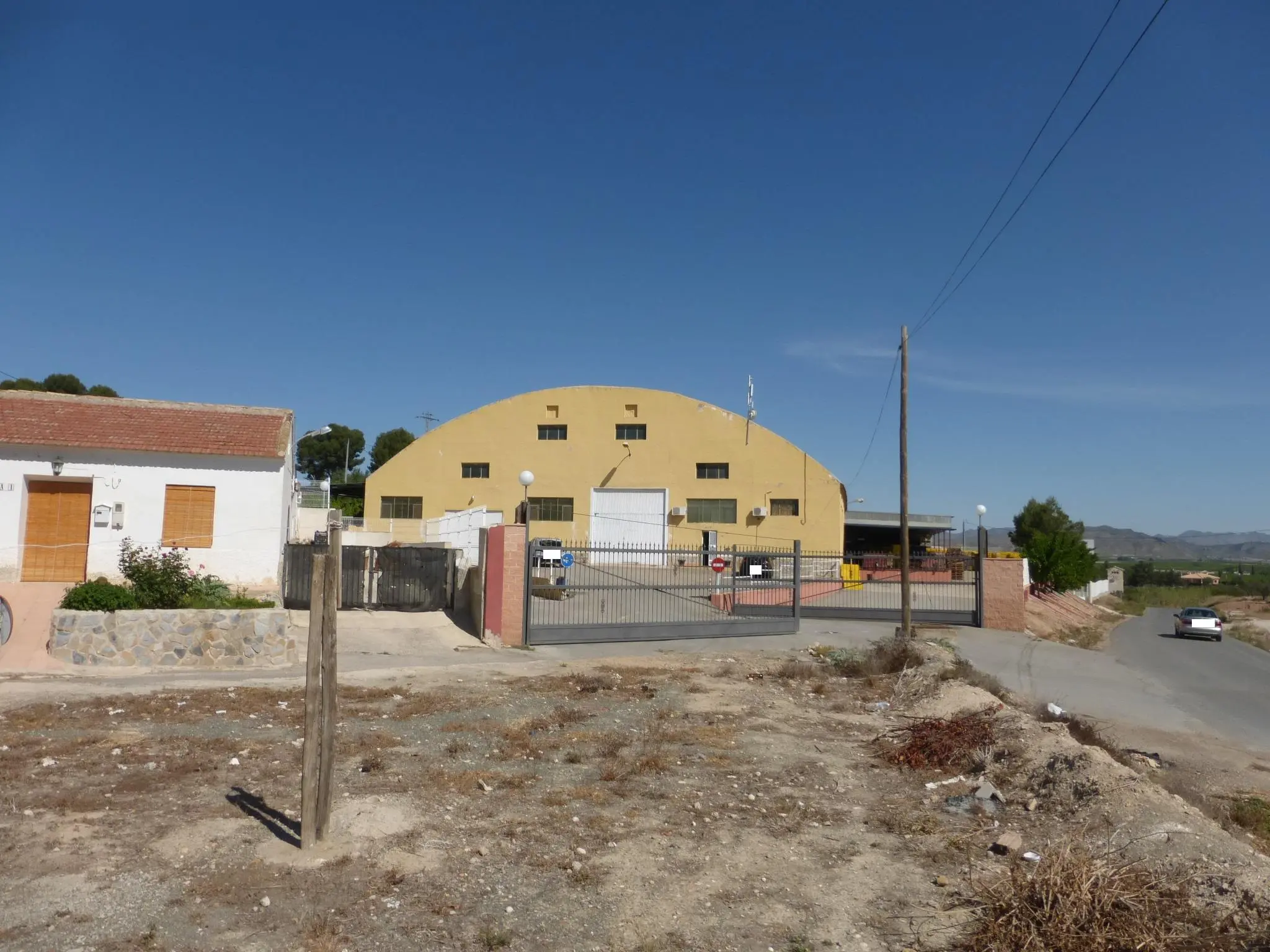 Nave en Abarán