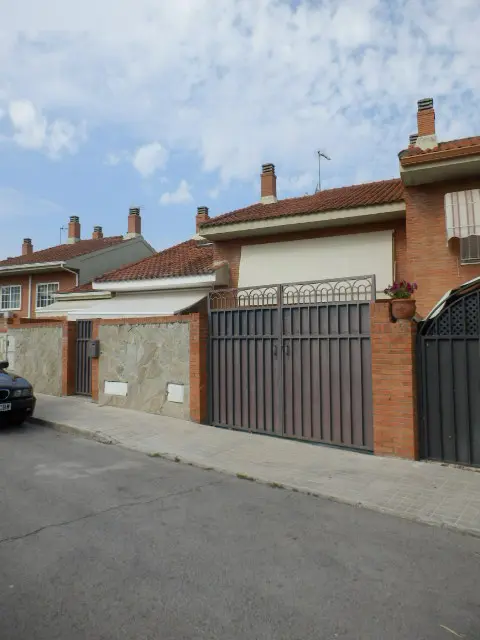 Vivienda en Torres de la Alameda