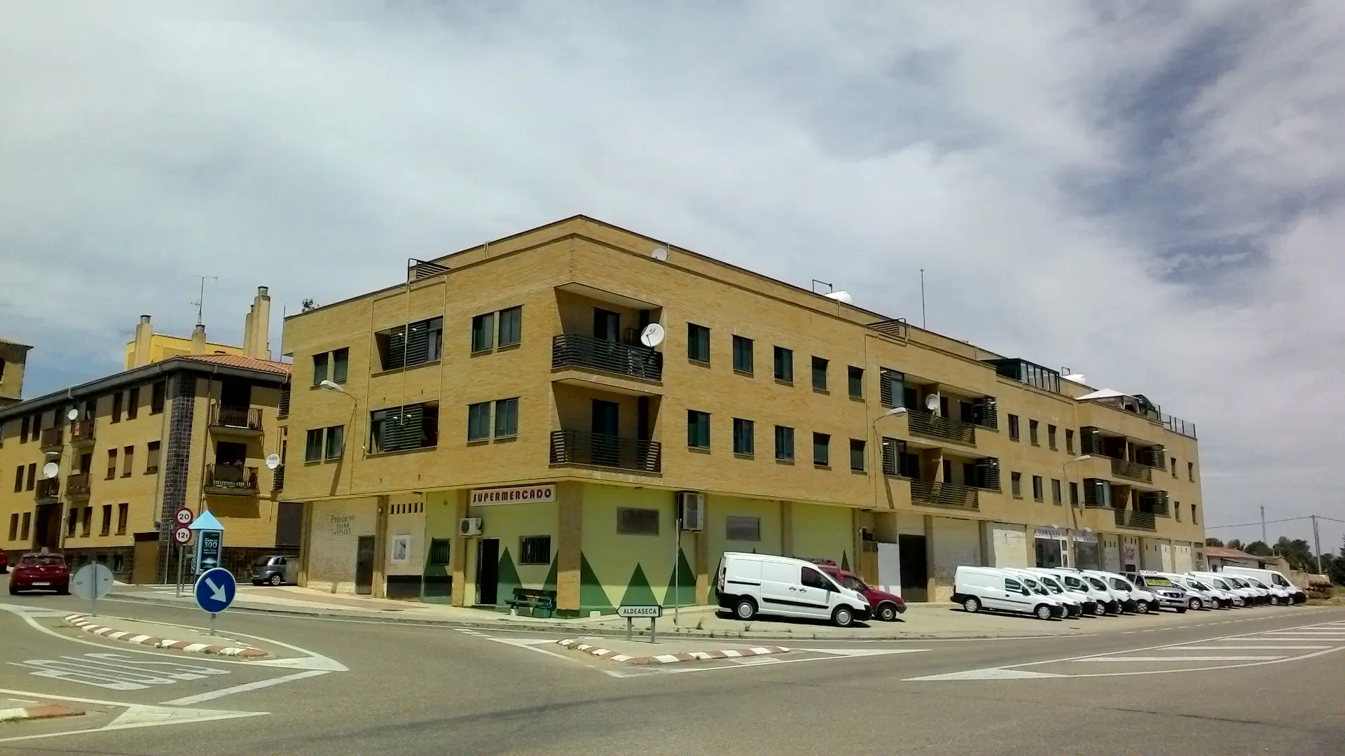 Garaje en Villares de la Reina