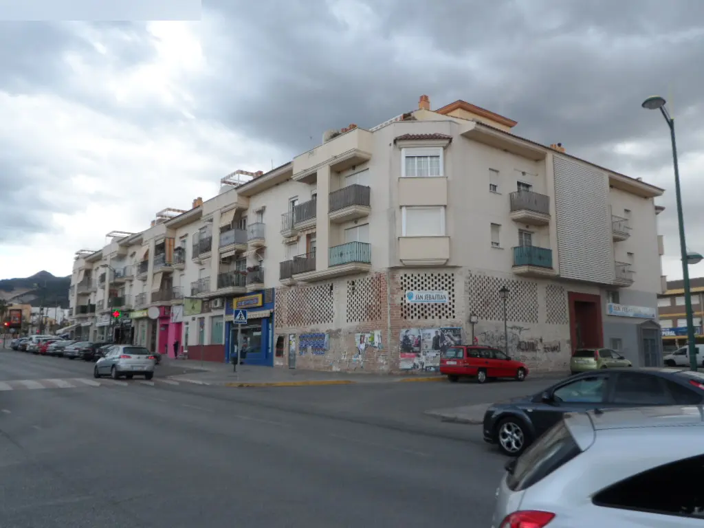 Local en Alhaurín de la Torre