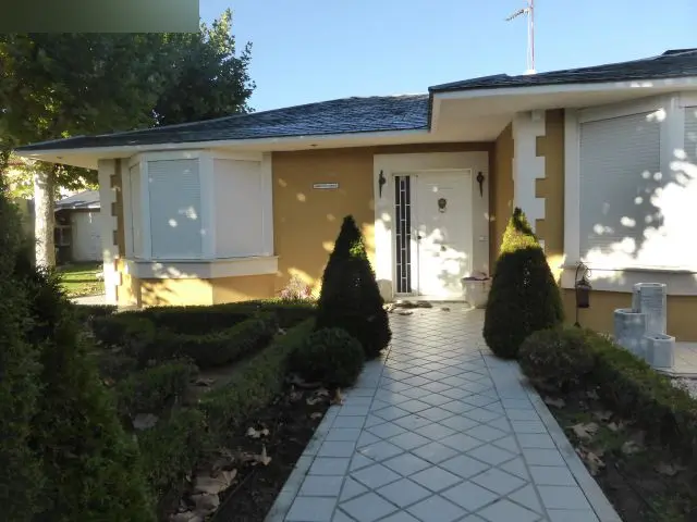 Vivienda en Villamanta