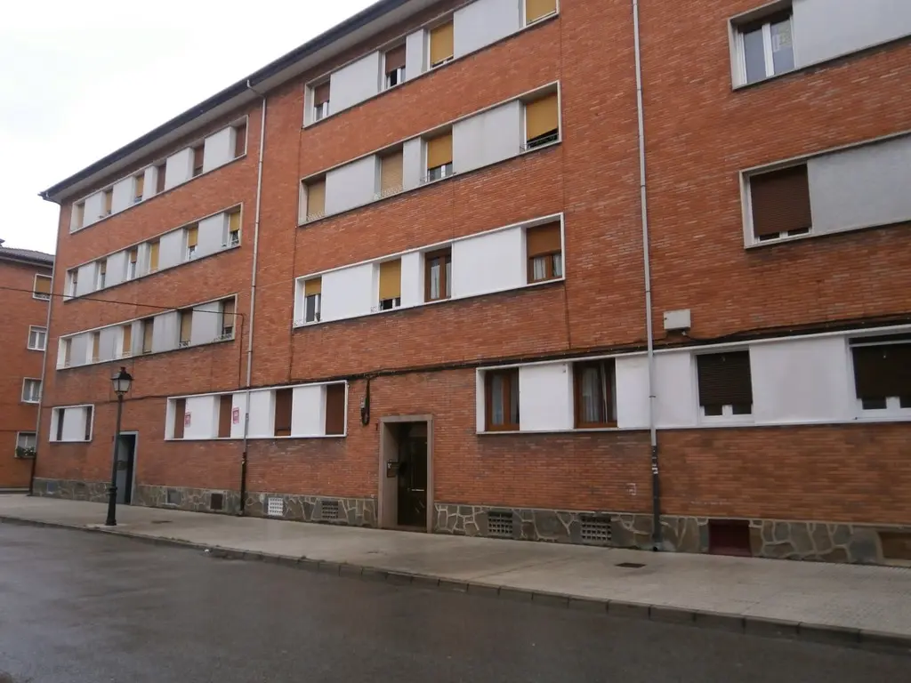 Vivienda en San Martín del Rey Aurelio