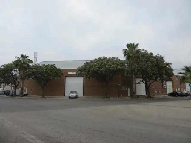 Nave en Alaquàs