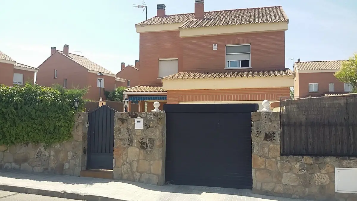 Vivienda en Moraleja de Enmedio