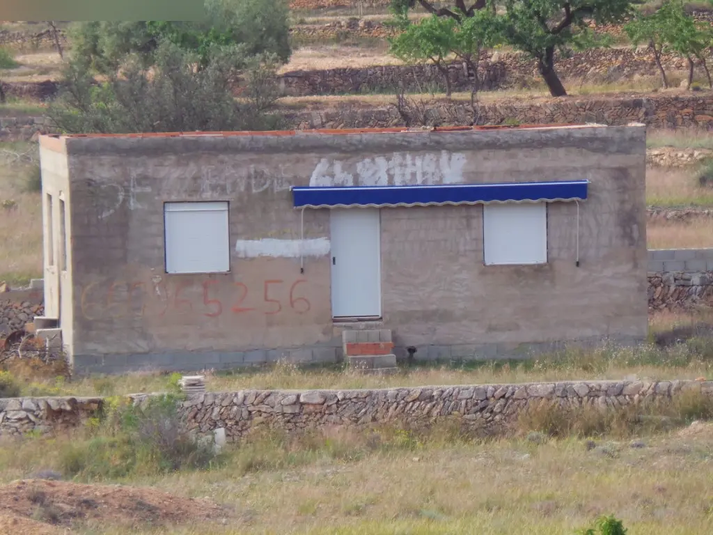 Finca rústica en El Fondó de les Neus