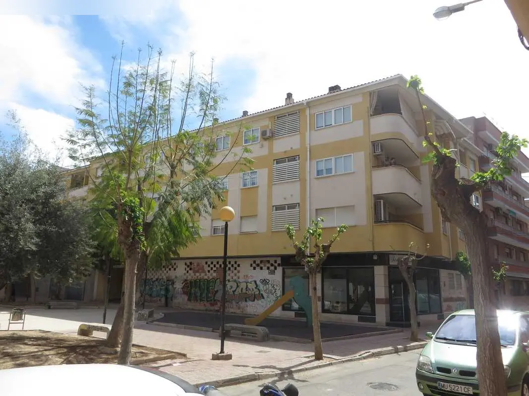 Local en Alcantarilla