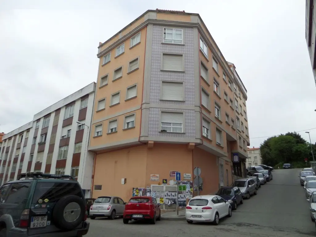 Local en Cangas