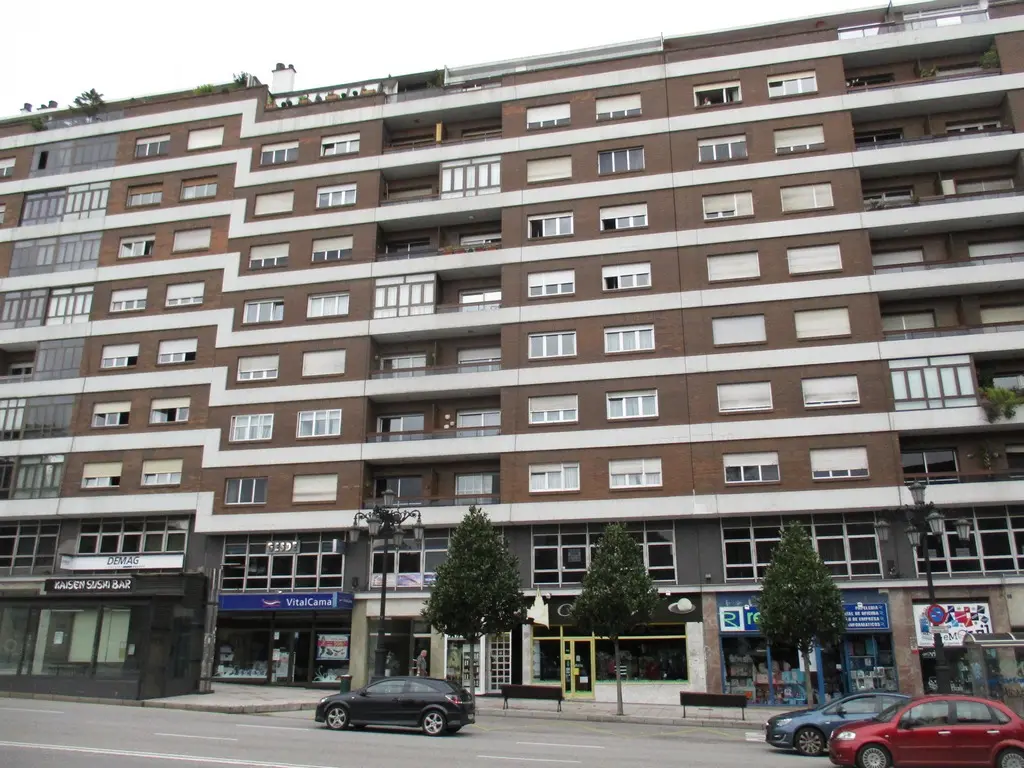 Local en Oviedo