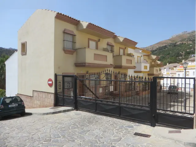 Vivienda en Benaoján