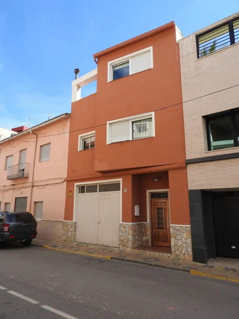 Vivienda en Chella