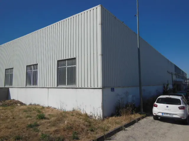 Nave en Ourense