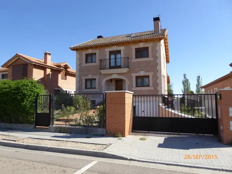 Vivienda en Aldeamayor de San Martín