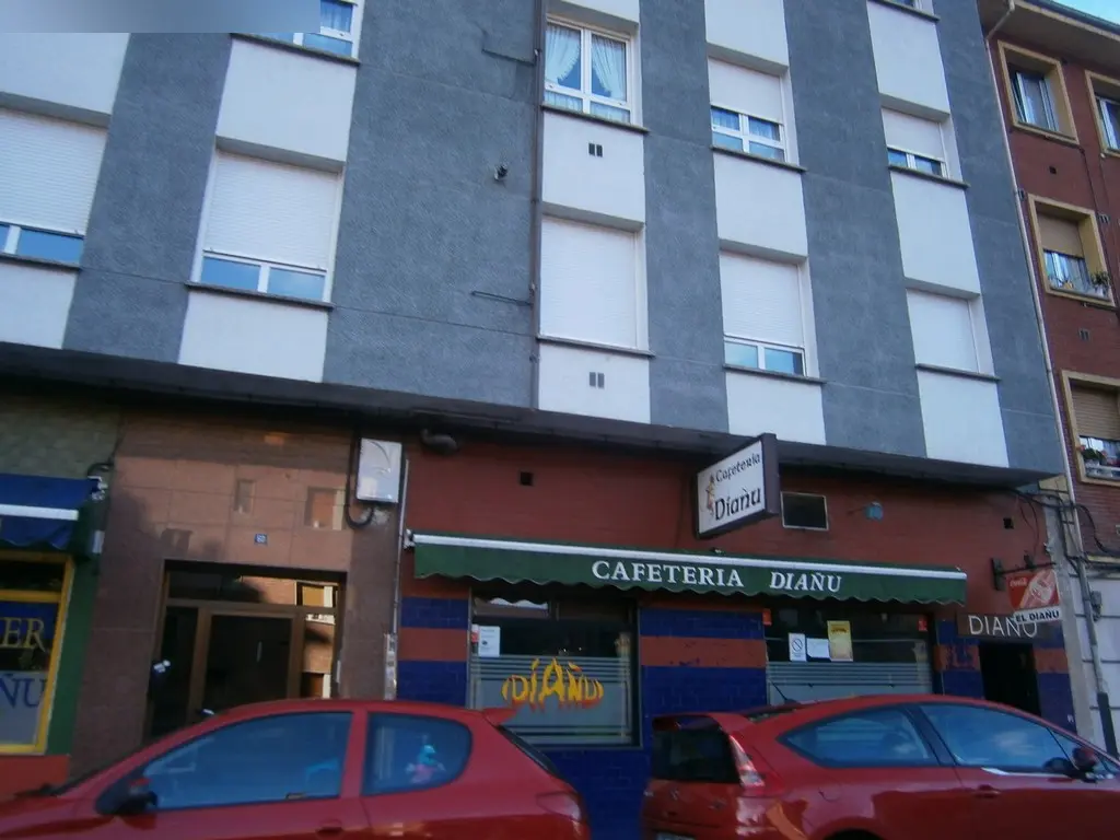 Vivienda en San Martín del Rey Aurelio