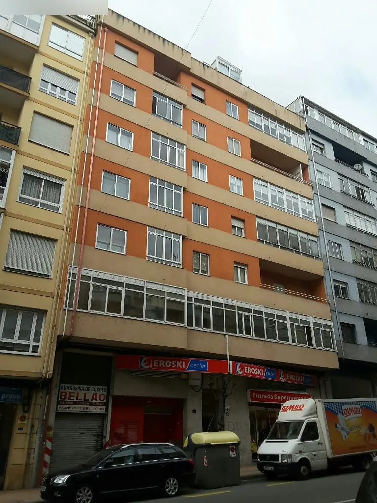 Local en Ourense
