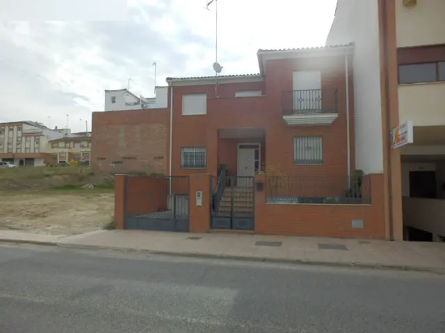 Vivienda en Mengíbar