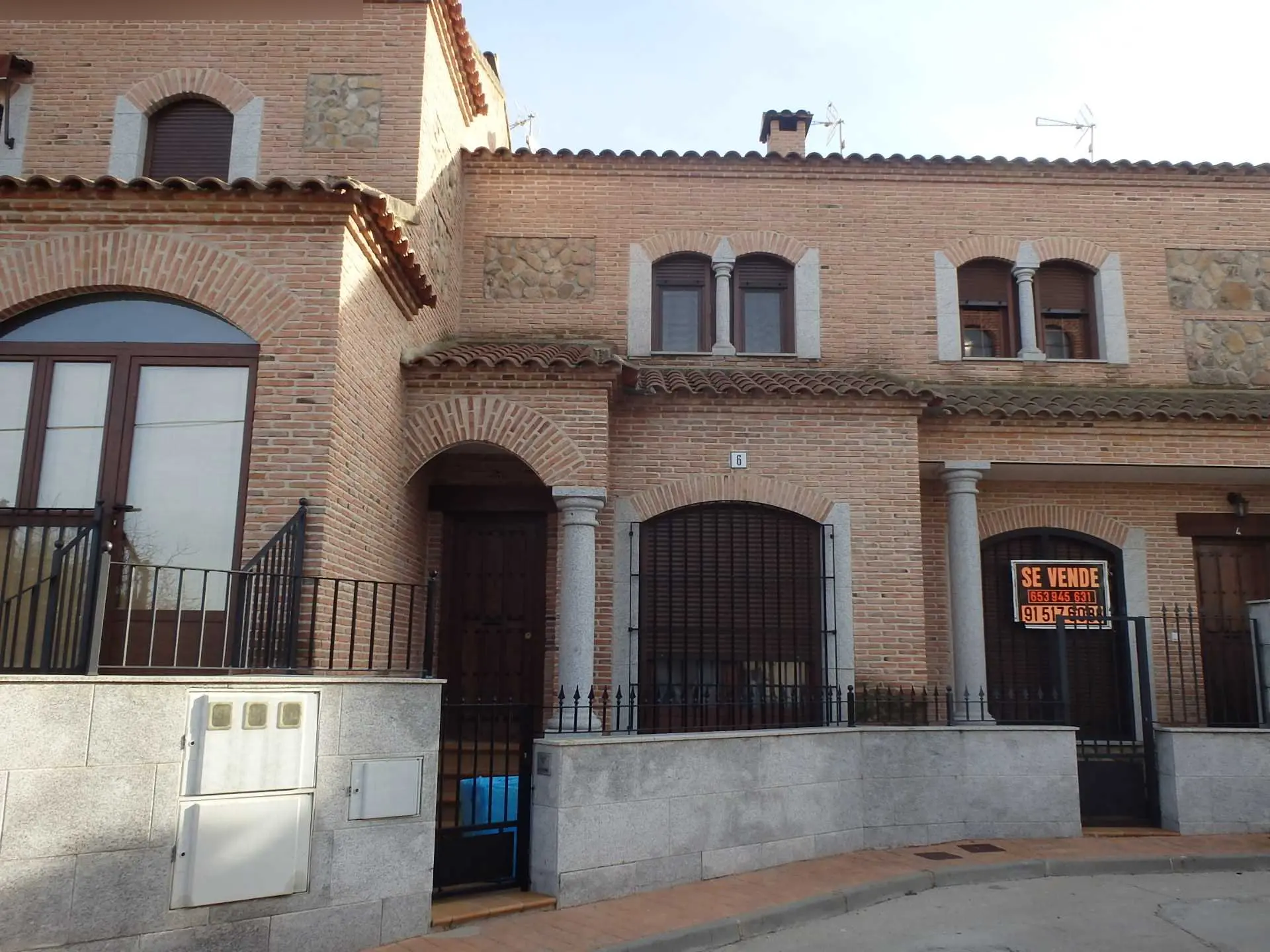 Vivienda en Cazalegas