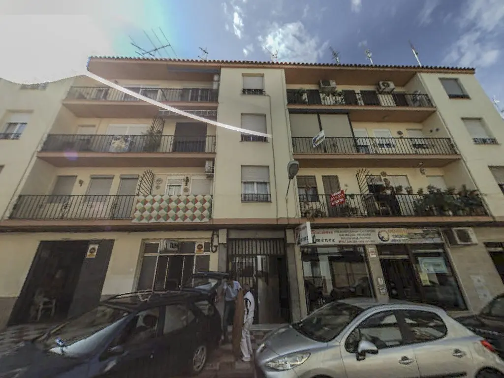 Vivienda en Cabra