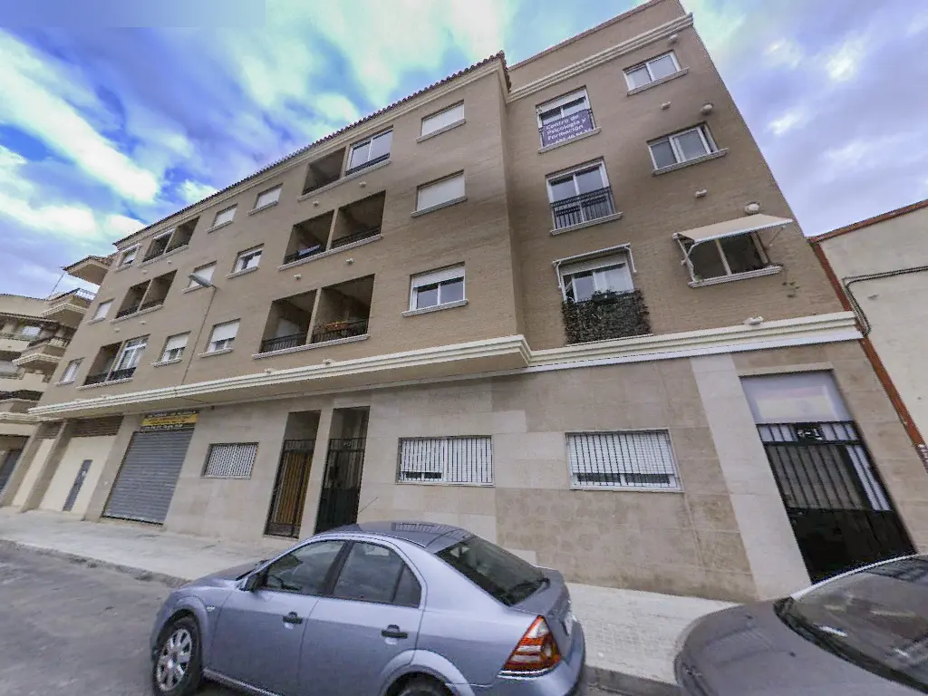 Local en Elche