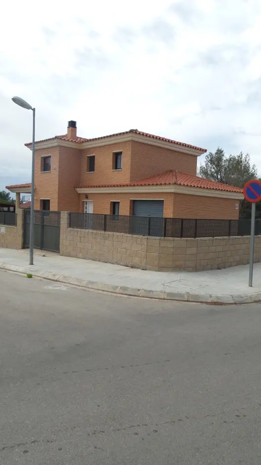 Vivienda en Santa Oliva