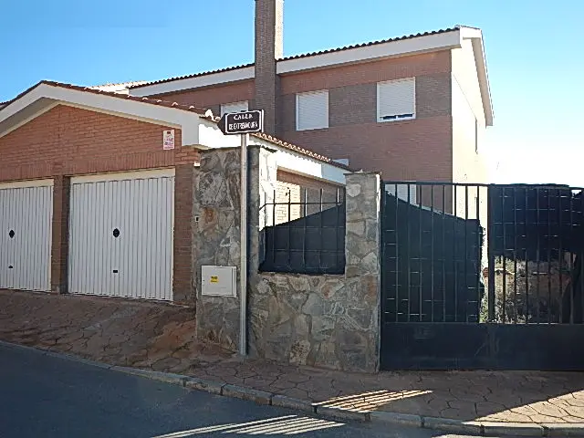 Vivienda en Pioz