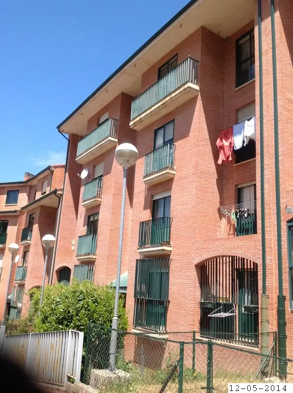 Vivienda en Pradoluengo