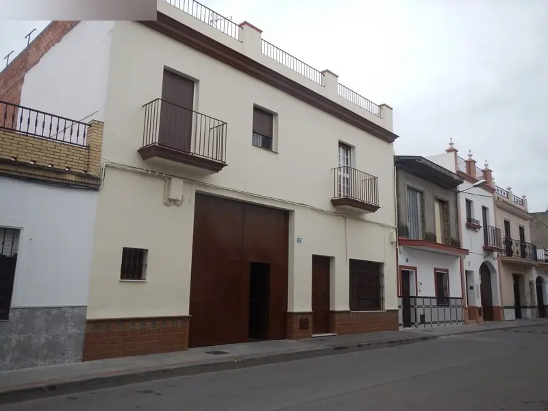 Nave en Los Palacios y Villafranca