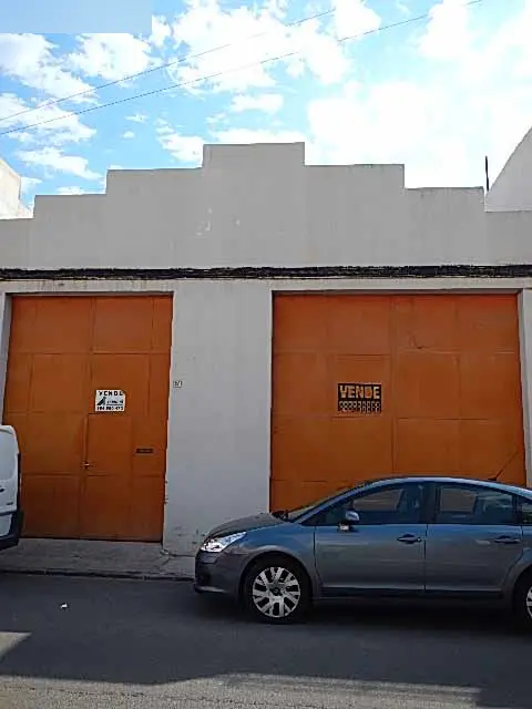 Nave en Almazora