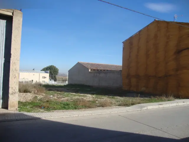 Terreno en Fuentes de Ebro