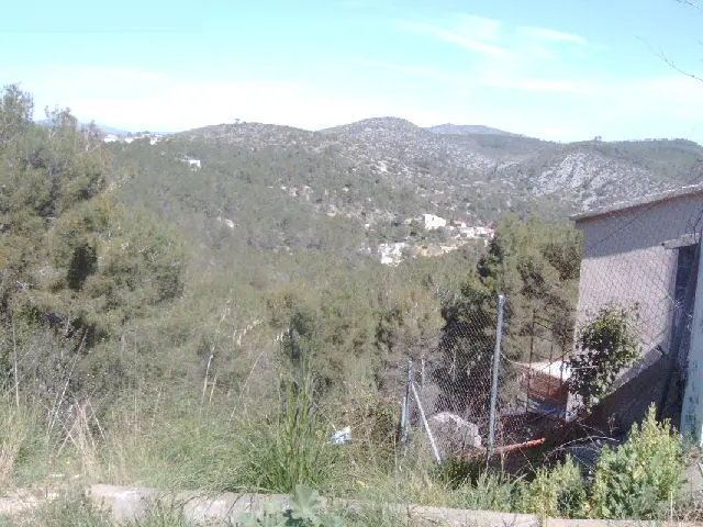 Terreno en Canyelles