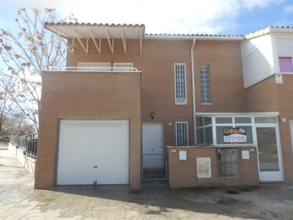 Vivienda en Torija