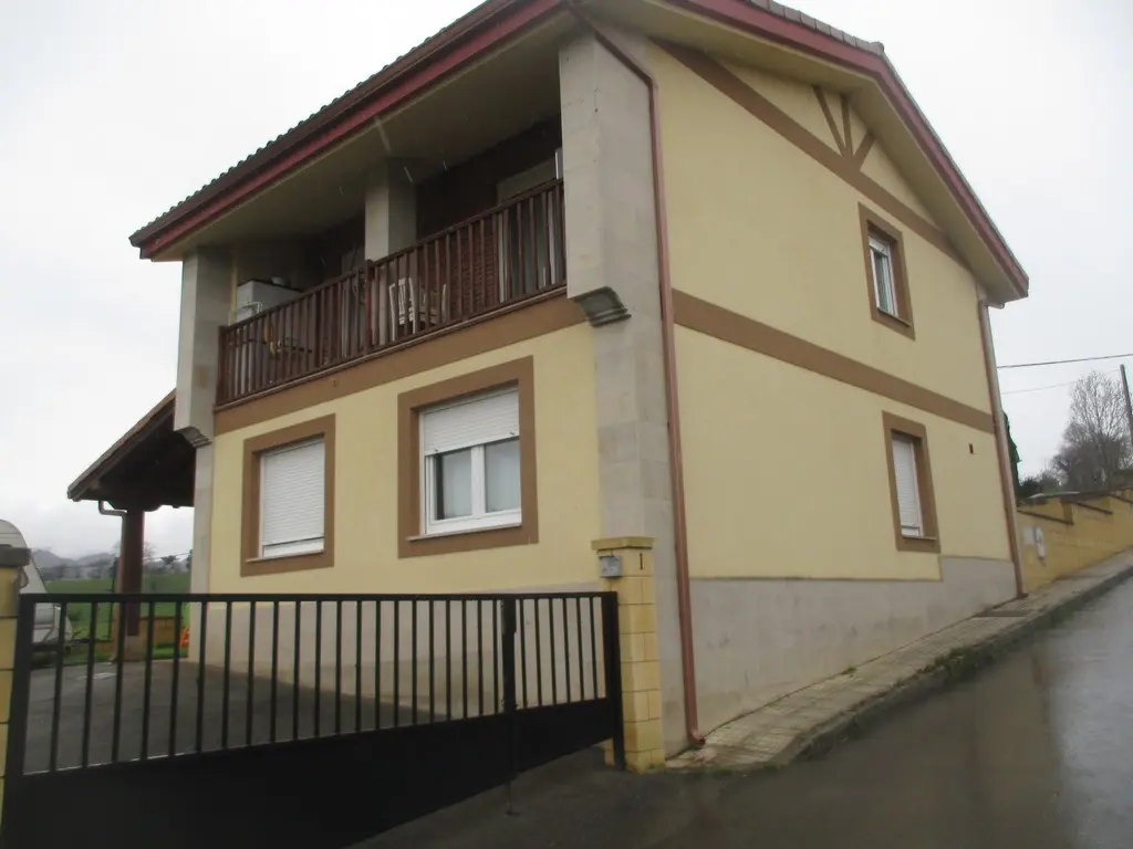 Vivienda en Entrambasaguas