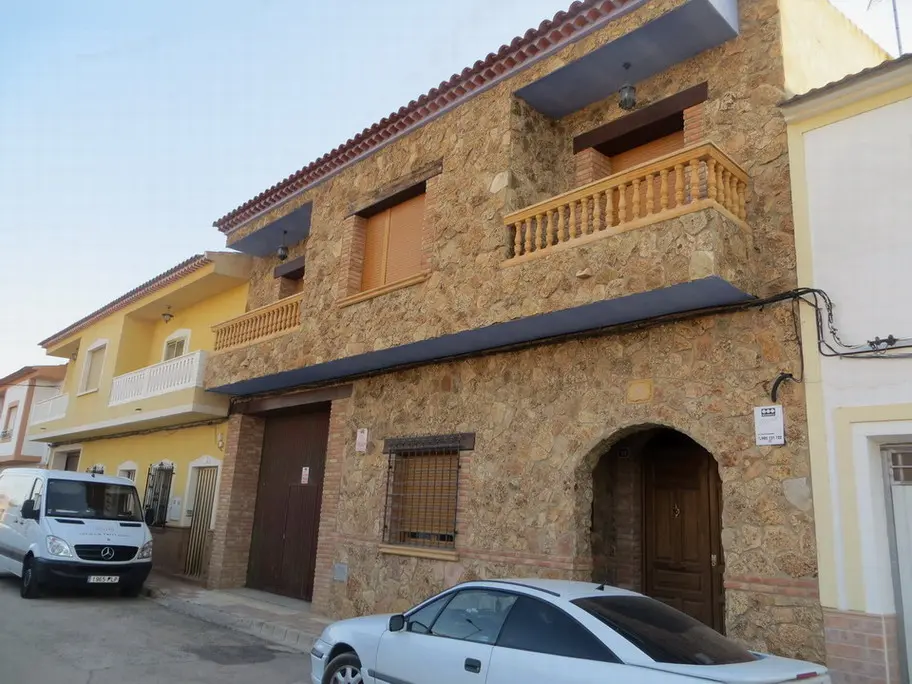 Vivienda en Barrax