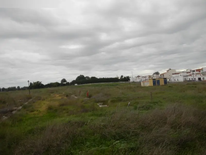 Terreno en Villanueva del Ariscal