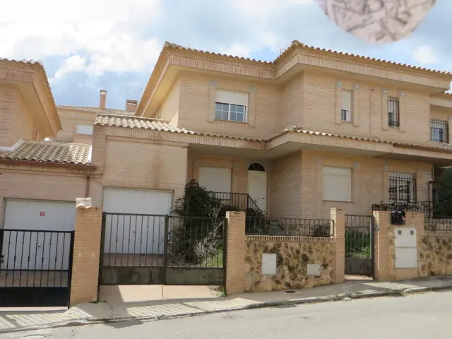 Vivienda en Navahermosa