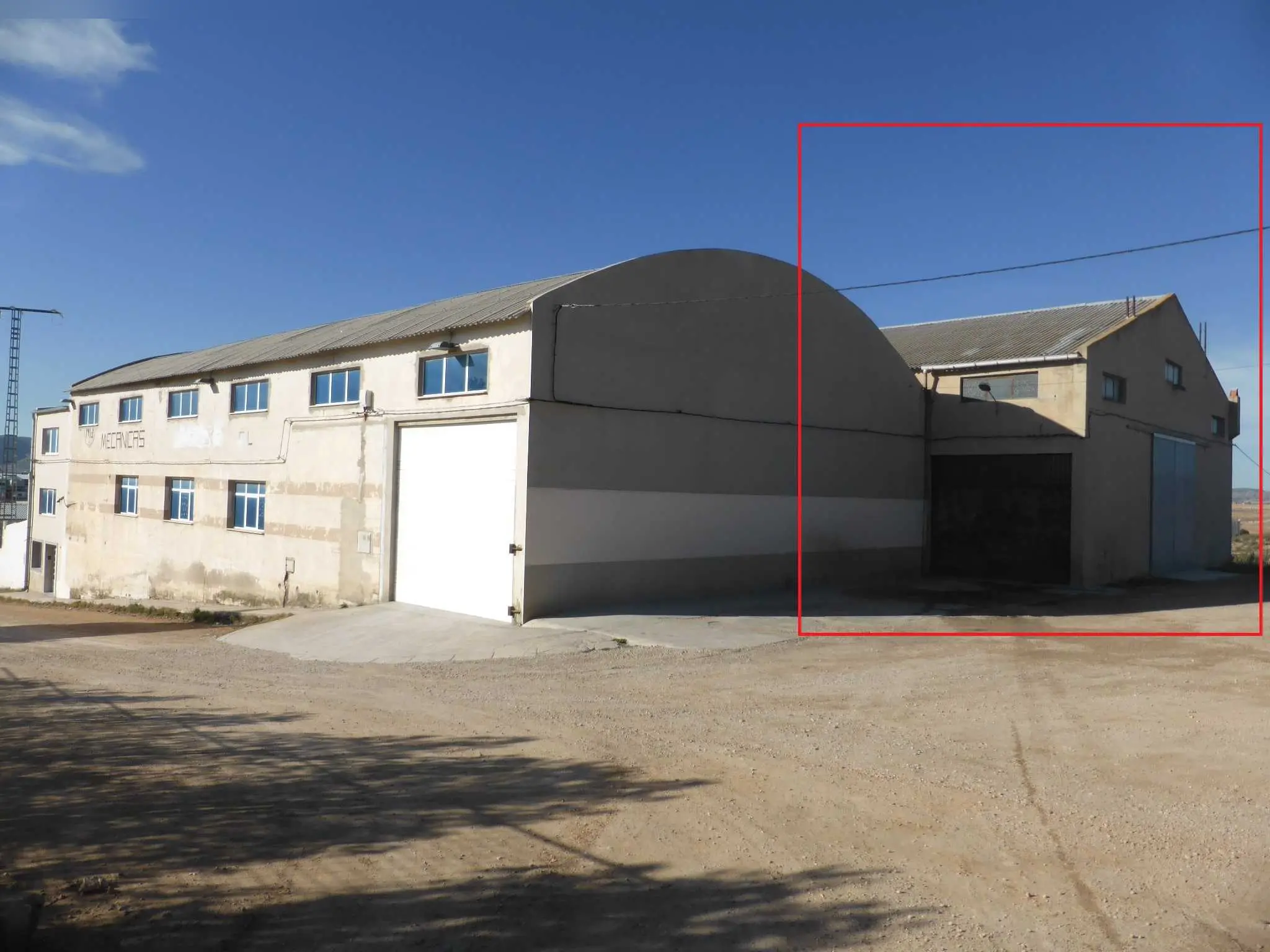 Nave en Jumilla