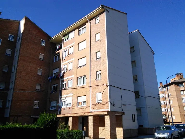 Vivienda en Guardo
