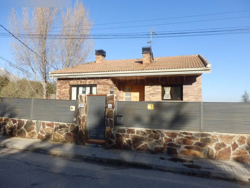 Vivienda en Becerril de la Sierra